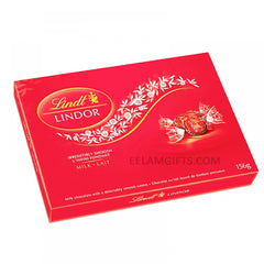 Milk Chocolate Gift Box Medium Red (156 G) - Lindt